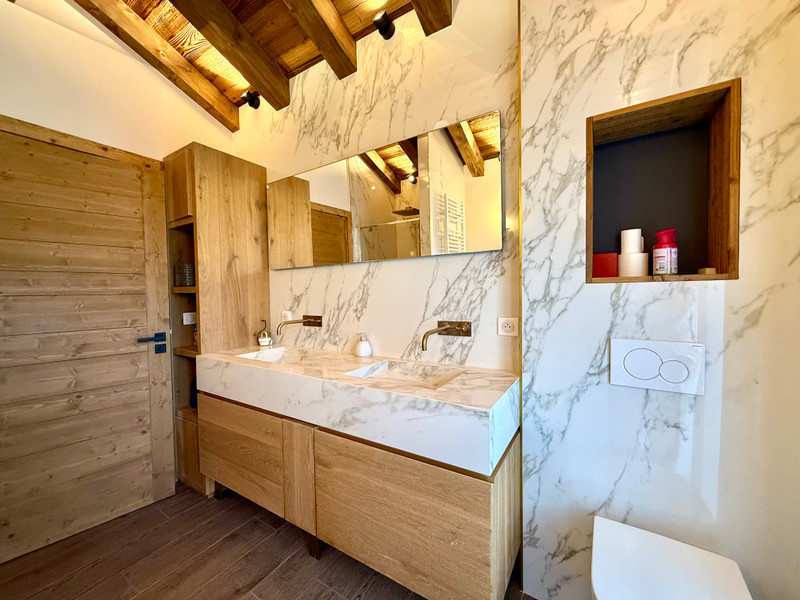 Ski property for sale in Courchevel Le Praz - €5,950,000 - photo 9
