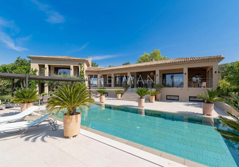House for sale in La Var Luxurious villa with panoramic view La Garde