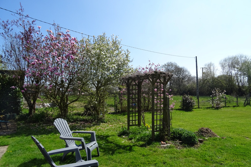 French property for sale in Athis-Val de Rouvre, Orne - €292,000 - photo 2