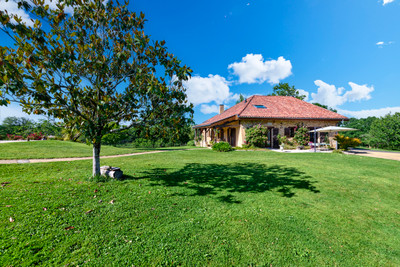 French property for sale in Peyrehorade, Landes - €872,000 - photo 13