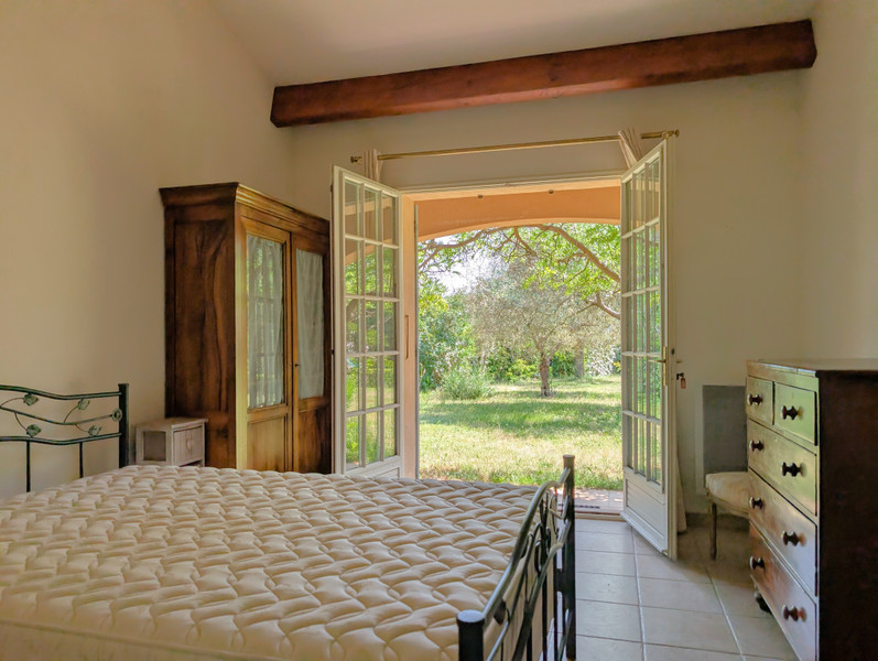 French property for sale in Vaison-la-Romaine, Vaucluse - €480,000 - photo 7