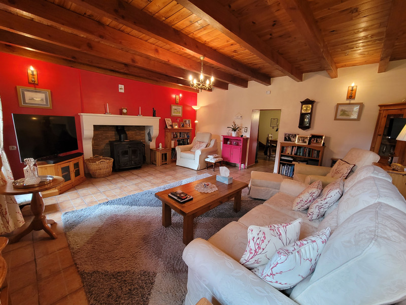 French property for sale in Saint-Adjutory, Charente - €224,700 - photo 3