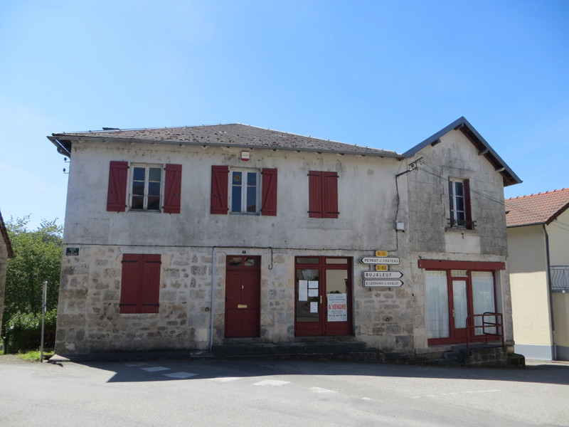 Maison à vendre à Saint-Moreil, Creuse - 60 000 € - photo 1