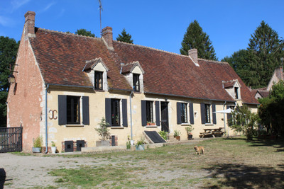 Maison à vendre à Condé-sur-Huisne, Orne, Basse-Normandie, avec Leggett Immobilier