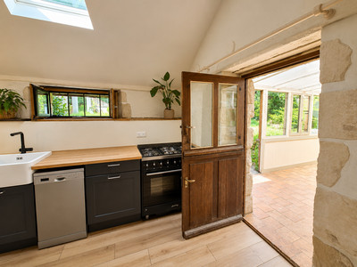 French property for sale in Langeais, Indre-et-Loire - €235,000 - photo 1