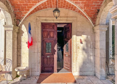 French property for sale in Foussignac, Charente - €2,184,000 - photo 1