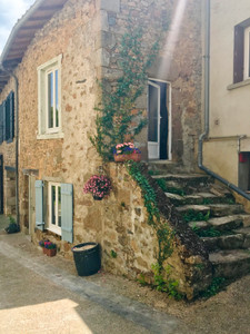 French property for sale in Massignac, Charente - €93,500 - photo 8