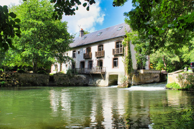 Moulin à vendre à Condé-sur-Huisne, Orne, Basse-Normandie, avec Leggett Immobilier