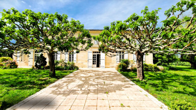 Maison à vendre à Saint-Christophe-de-Double, Gironde, Aquitaine, avec Leggett Immobilier