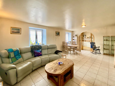 French property for sale in Plémet, Côtes-d'Armor - €167,400 - photo 3