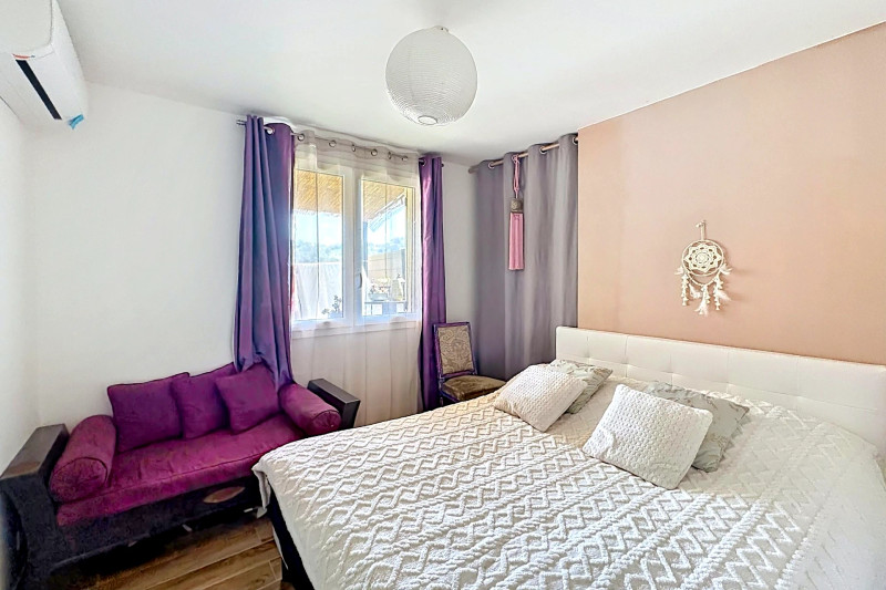 French property for sale in La Gaude, Alpes-Maritimes - €378,000 - photo 6