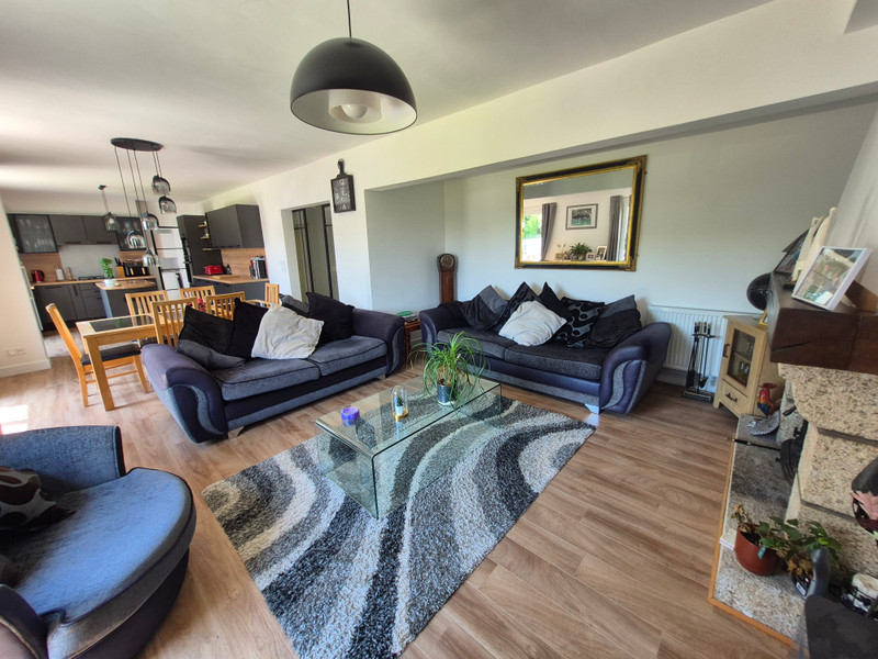 French property for sale in La Feuillée, Finistère - €344,500 - photo 4
