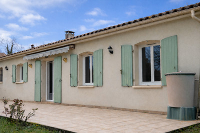 French property for sale in Saint-Romain, Charente - €147,000 - photo 3