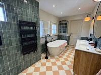 Propriété à vendre à Salles-Lavalette, Charente - 375 000 € - photo n°10
