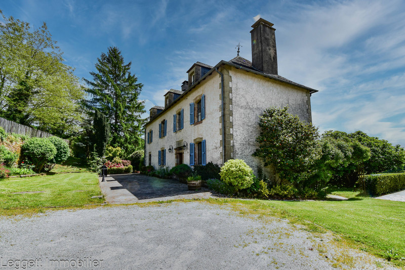 Maison à vendre à Aubazines, Corrèze - 636.000 € - photo 1