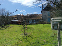 Maison à vendre à Pleuville, Charente - 251.450 € - photo 2
