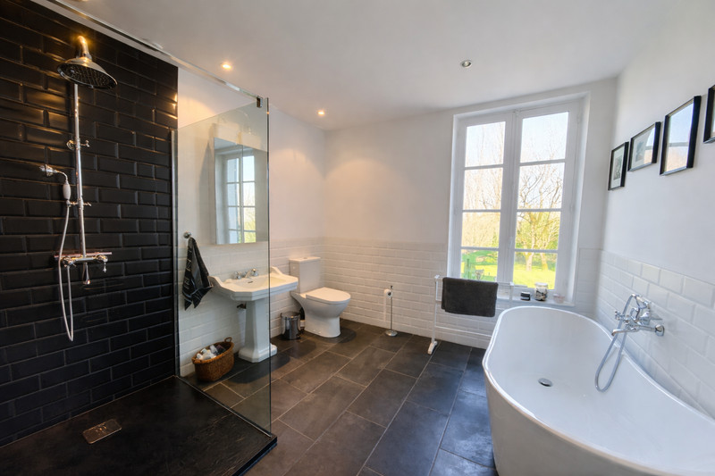French property for sale in Castillonnès, Lot-et-Garonne - €690,000 - photo 9