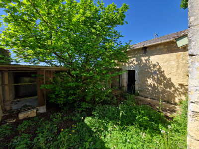 French property for sale in Garat, Charente - €165,000 - photo 9