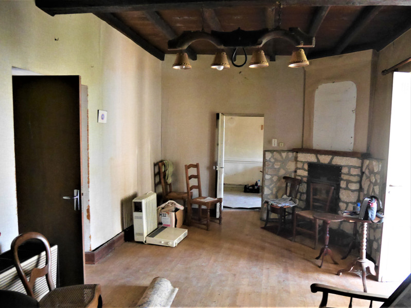 French property for sale in La Rochebeaucourt-et-Argentine, Dordogne - €83,333 - photo 5