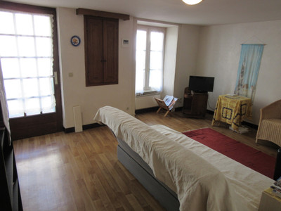 French property for sale in Valence-en-Poitou, Vienne - €66,600 - photo 2