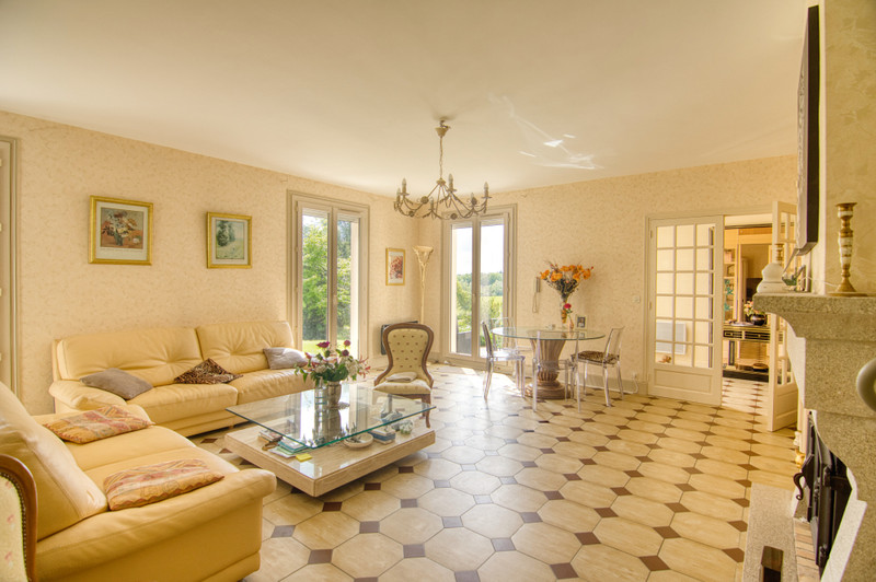 French property for sale in Bonnac-la-Côte, Haute-Vienne - €598,500 - photo 3