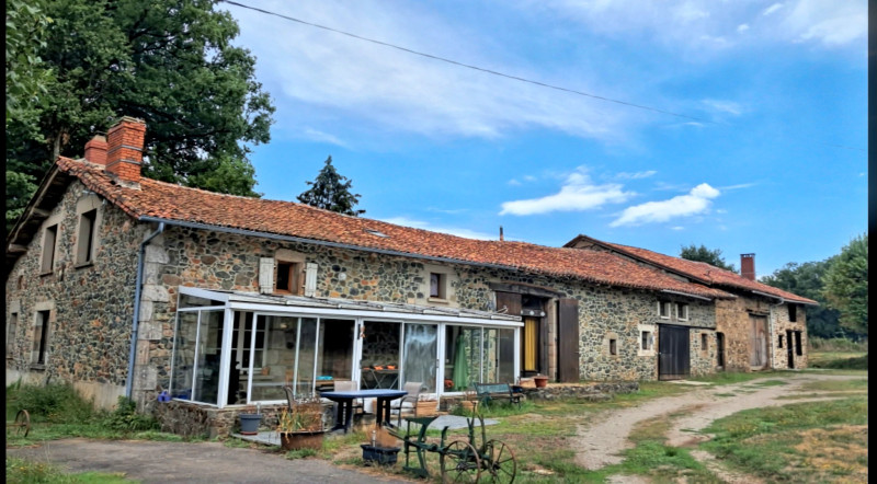 French property for sale in Verneuil, Charente - €445,200 - photo 0