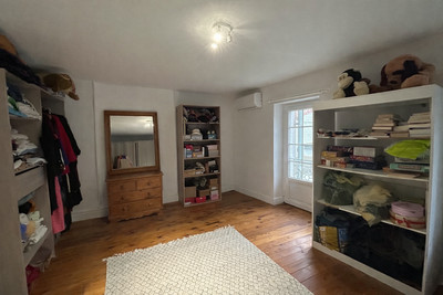French property for sale in Chalais, Charente - €189,000 - photo 6