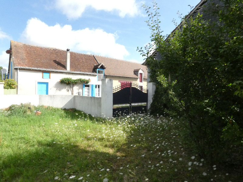 French property for sale in Levroux, Indre - &#8364;66,600 - photo 9