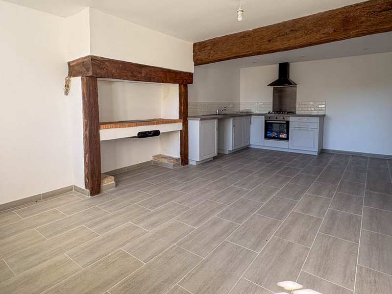 French property for sale in Lorigné, Deux-Sèvres - €152,600 - photo 2