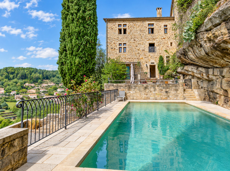 chateau for sale in French Alps (Auvergne-Rhône-Alpes)
