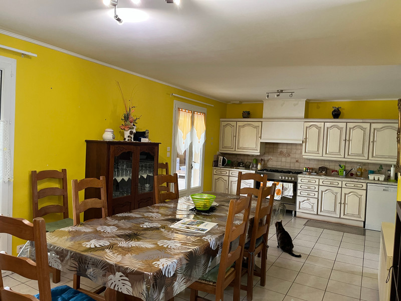 French property for sale in Saint-Vivien, Dordogne - €239,000 - photo 5