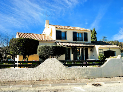 Maison à vendre à Saint-Chinian, Hérault, Languedoc-Roussillon, avec Leggett Immobilier