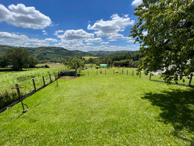 French property for sale in Saint-Julien-le-Petit, Haute-Vienne - €108,979 - photo 1