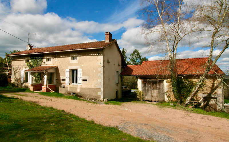 French property for sale in Bussière-Badil, Dordogne - &#8364;255,800 - photo 2