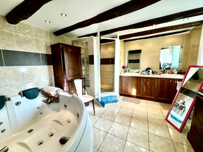 French property for sale in Grâce-Uzel, Côtes-d'Armor - €192,000 - photo 10