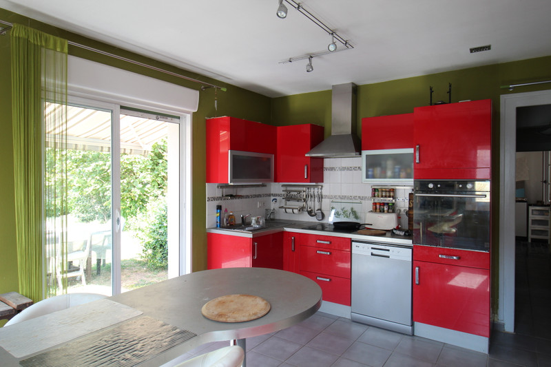 French property for sale in La Rochelle, Charente-Maritime - &#8364;565,000 - photo 2
