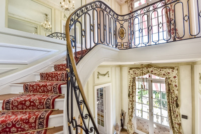 Magnifique maison isolée de 250 m², à 22 min de Paris + vue sur la Seine