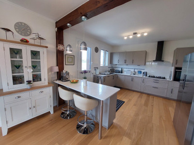 French property for sale in Taponnat-Fleurignac, Charente - €278,500 - photo 3