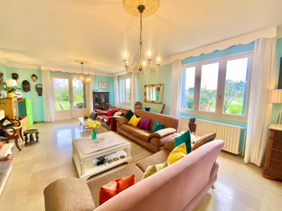French property for sale in Saint-Nicolas-de-la-Grave, Tarn-et-Garonne - €365,000 - photo 6