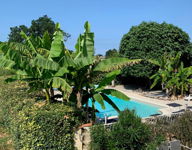 French property for sale in Saint-Ciers-de-Canesse, Gironde - €646,600 - photo 2