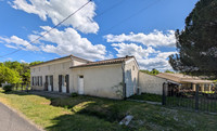 Propriété à vendre à Chamouillac, Charente-Maritime - 253 000 € - photo n°1