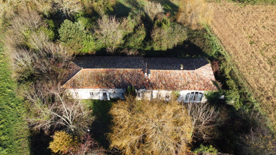 Maison à vendre à Chatenet, Charente-Maritime, Poitou-Charentes, avec Leggett Immobilier