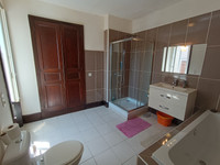 Maison à vendre à Auzances, Creuse - 69.900 € - photo 13