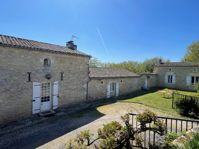 Maison à vendre à Saint-Émilion, Gironde, Aquitaine, avec Leggett Immobilier