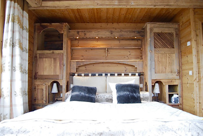 Ski property for sale in Courchevel 1850 - €12,000,000 - photo 9