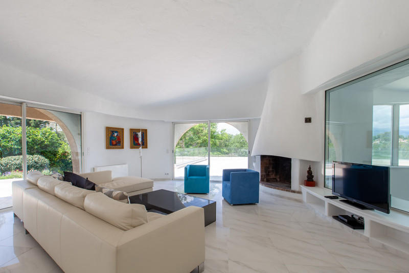French property for sale in Mouans-Sartoux, Alpes-Maritimes - €3,990,000 - photo 3