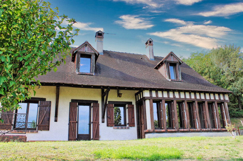 French property for sale in Saint-Aignan, Loir-et-Cher - &#8364;191,000 - photo 2