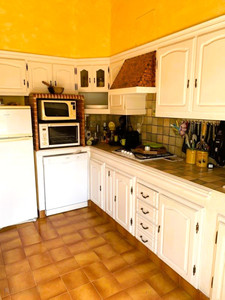 French property for sale in Avignon, Vaucluse - €259,000 - photo 12