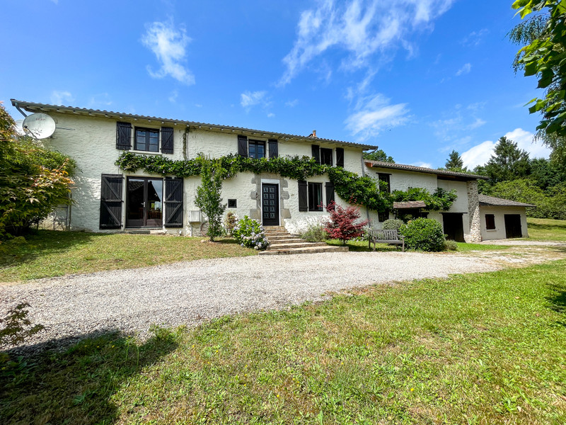 French property for sale in Champagnac-la-Rivière, Haute-Vienne - €240,750 - photo 2