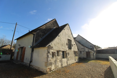 French property for sale in Charnizay, Indre-et-Loire - €204,000 - photo 12